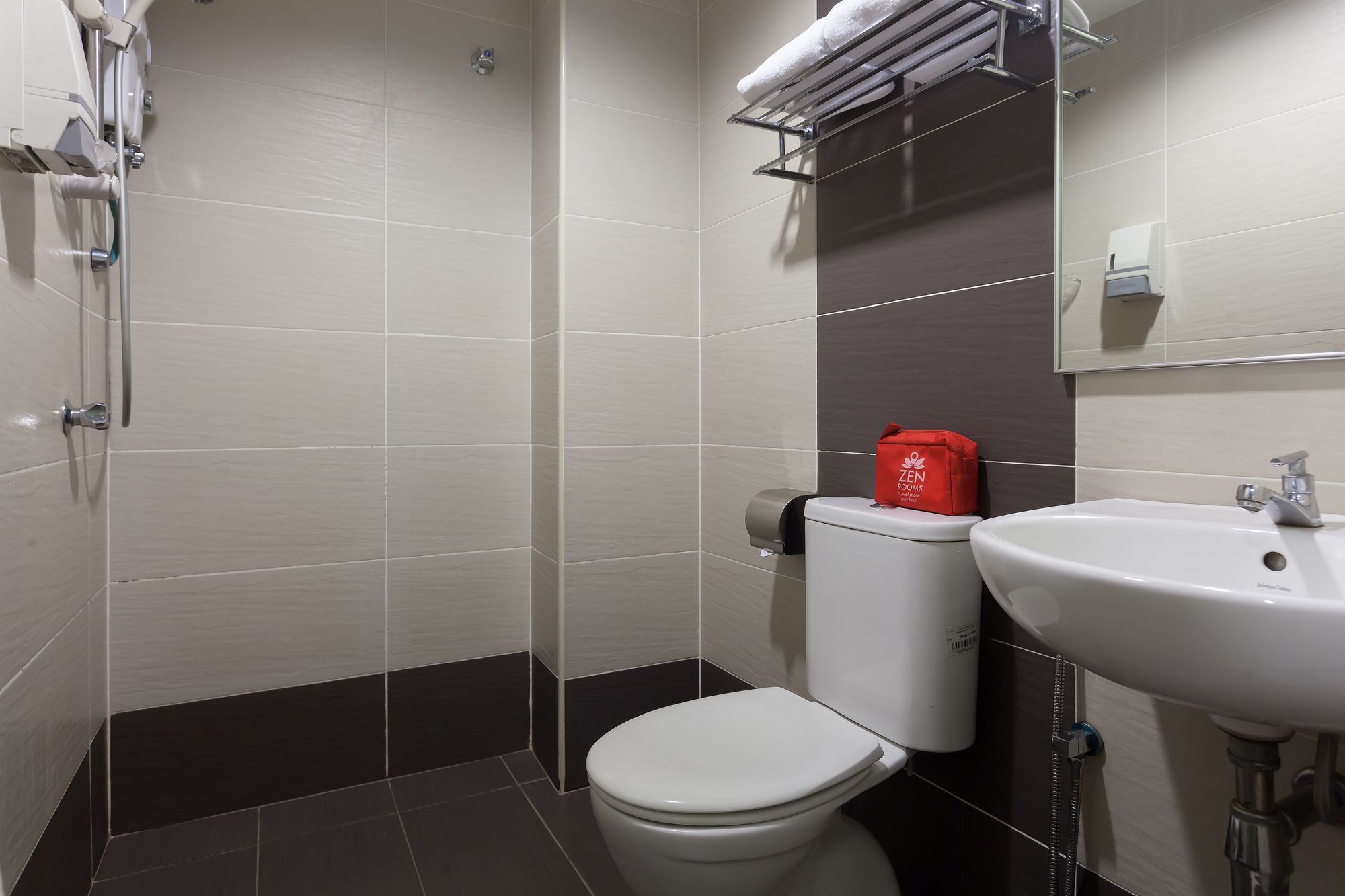 Zen Rooms Opposite Ymca Kuala Lumpur Zewnętrze zdjęcie