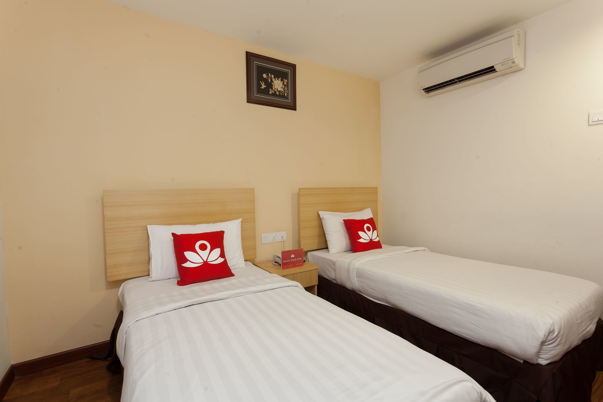 Zen Rooms Opposite Ymca Kuala Lumpur Zewnętrze zdjęcie