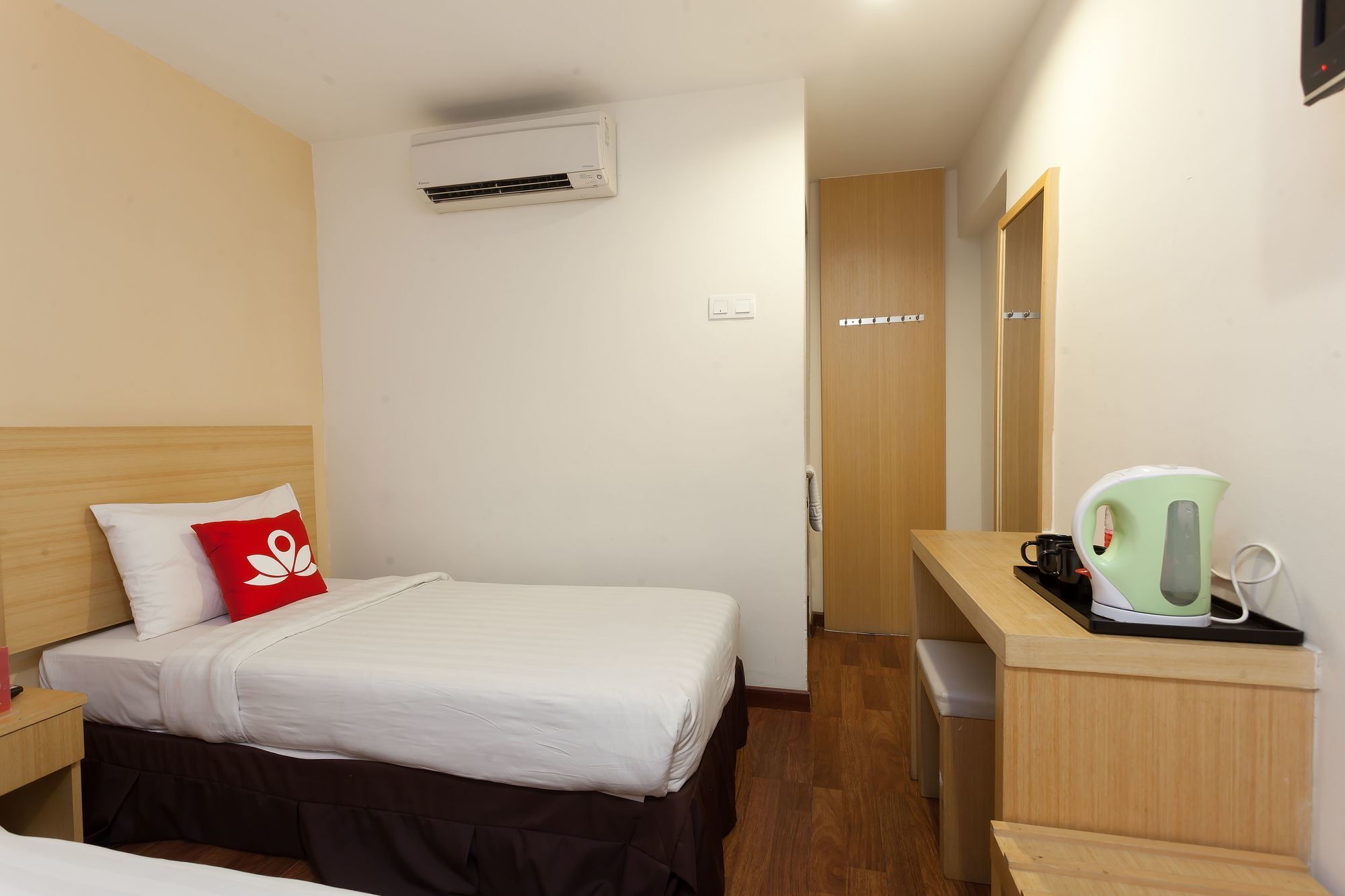 Zen Rooms Opposite Ymca Kuala Lumpur Zewnętrze zdjęcie